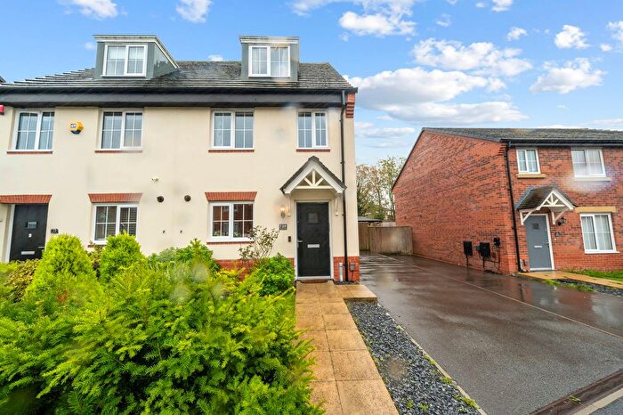 3 Bedroom Semi-Detached House For Sale In Brimstone Drive, Newton-Le-Willows, WA12