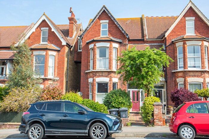 1 Bedroom Flat For Sale In Beltinge Road, Herne Bay, Kent, CT6