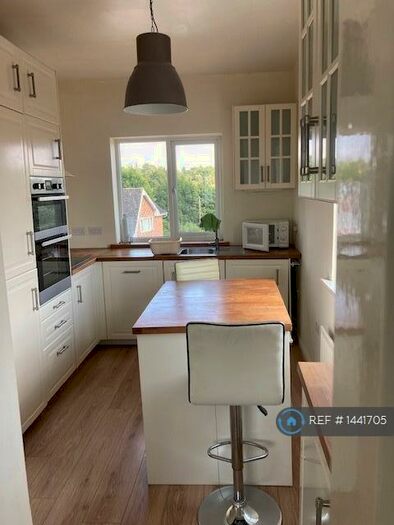 3 Bedroom Flat To Rent In Castle Street, Kinver, Stourbridge, DY7