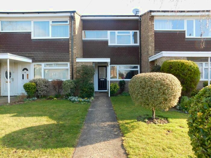 1 Bedroom Maisonette To Rent In Green Lane Court, Hitchin, Herts, SG4