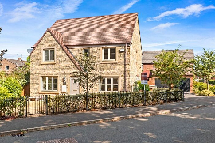 5 Bedroom Detached House For Sale In Cooke Close, Whittington, Worcester., WR5