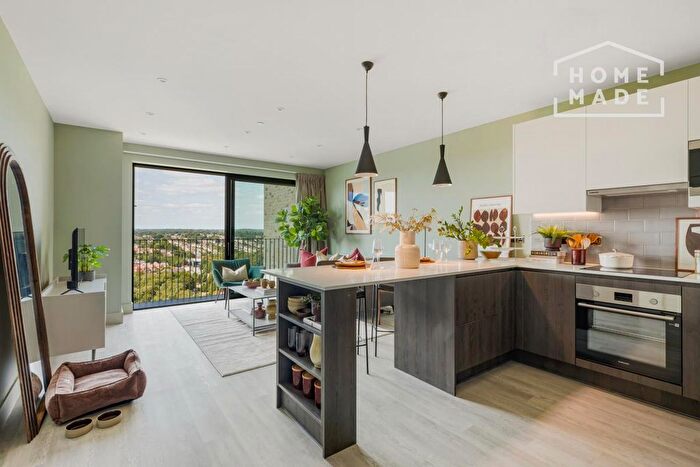 1 Bedroom Flat To Rent In Ascot Road, Watford, WD18