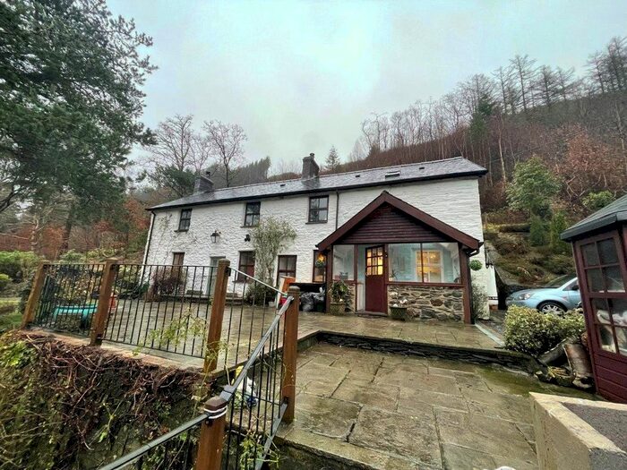 4 Bedroom Detached House For Sale In Ceinws, Machynlleth, Powys, SY20