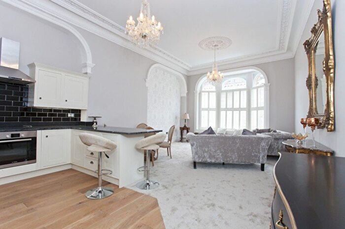 2 Bedroom Property To Rent In Clifford Street, York, YO1