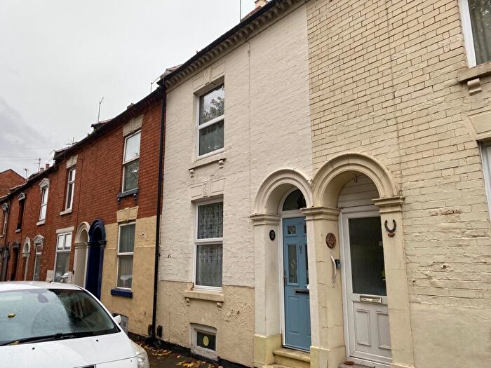 2 Bedroom Terraced House For Sale In Lorne Road, The Mounts, NN1