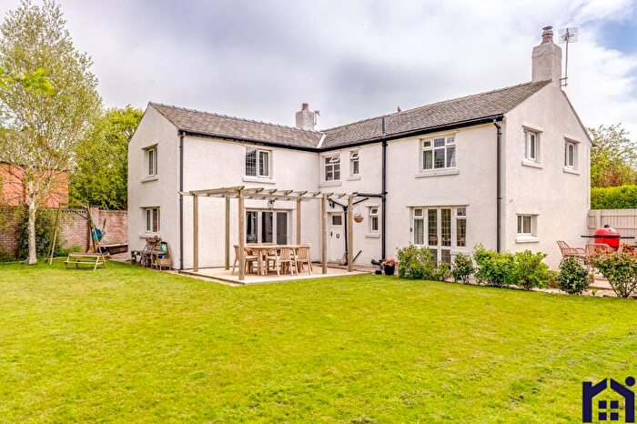 5 Bedroom Detached House For Sale In Woodhart Lane, Eccleston, PR7