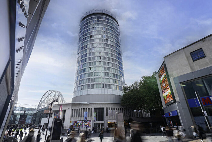 Studio To Rent In The Rotunda, New Street, Birmingham, B2