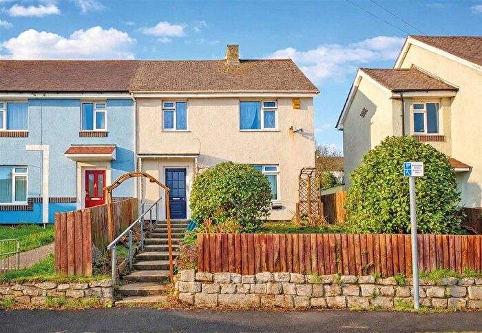 3 Bedroom End Terrace House For Sale In Cleves Close, Weymouth, DT4