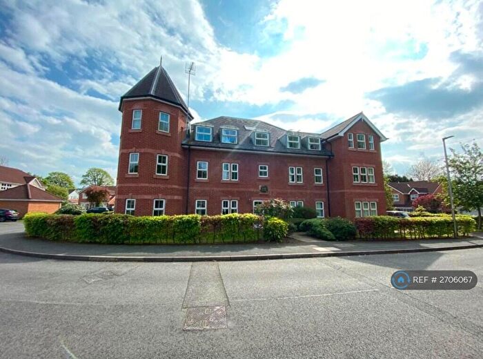 2 Bedroom Penthouse To Rent In Berkeley Towers, Crewe, CW2