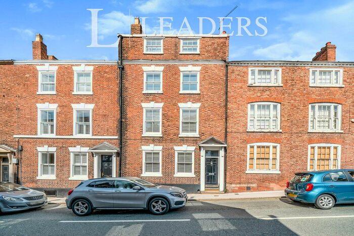 5 Bedroom Town House To Rent In Watergate Street, Chester, CH1