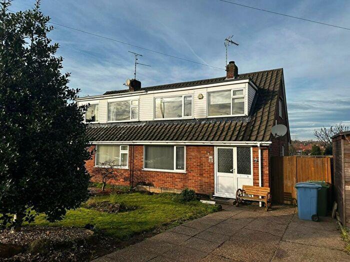 3 Bedroom Semi-Detached House To Rent In Little Barn Court, Mansfield, NG18