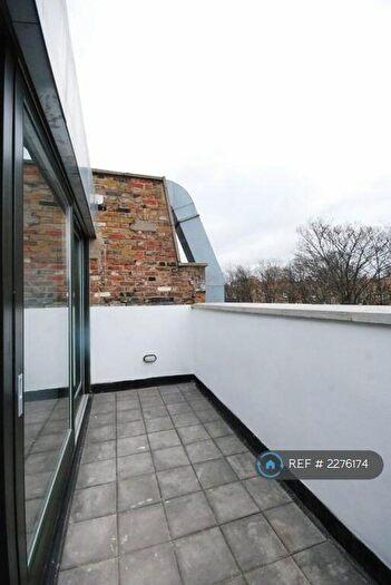 2 Bedroom Flat To Rent In Caledonian Road, London, N1