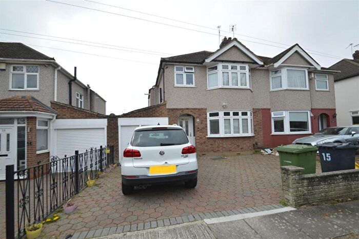 3 Bedroom Semi-Detached House For Sale In Nevis Close, Rise Park, RM1