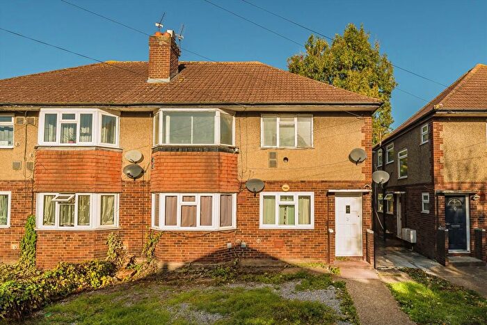 2 Bedroom Flat To Rent In Dockwell Close, Feltham, TW14