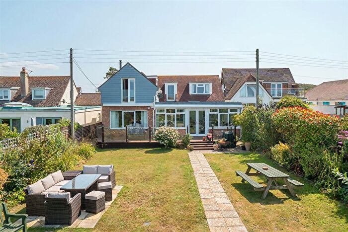 3 Bedroom Detached House For Sale In Beach Road, Burton Bradstock, Bridport, DT6