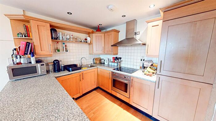 2 Bedroom Apartment To Rent In Cambridge Mill, Cambridge Street, Manchester, M1