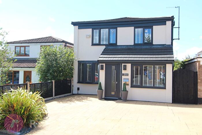 3 Bedroom Detached House For Sale In Hillstone Avenue, Shawclough, Rochdale, OL12