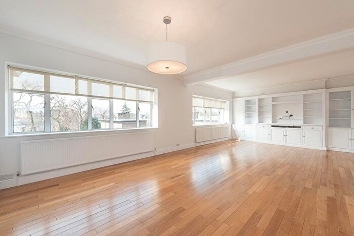 3 Bedroom Flat To Rent In Avenue Road London, NW8