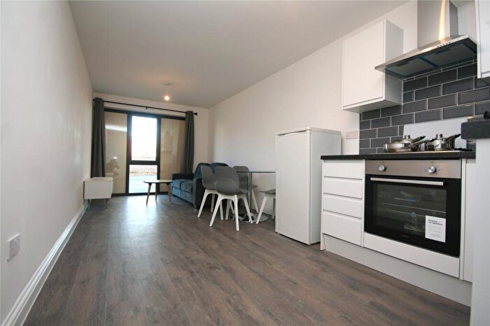 2 Bedroom Apartment To Rent In High Street, Cheltenham, Gloucestershire, GL50