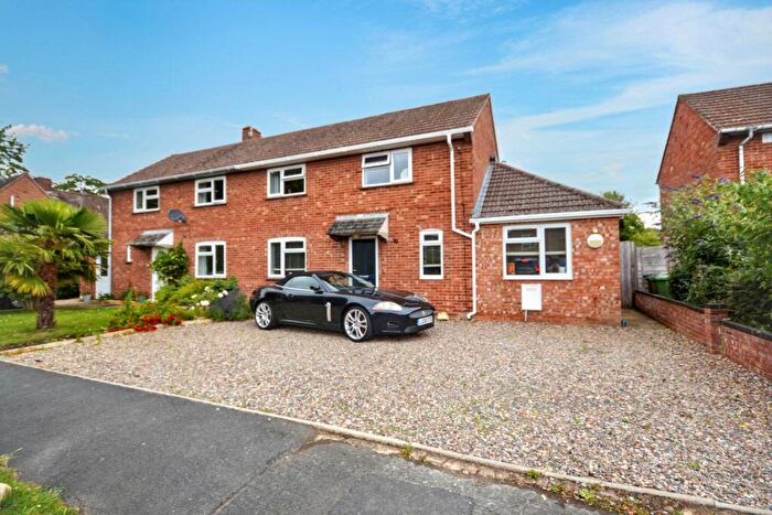 3 Bedroom Semi Detached House For Sale In Bredon, Tewkesbury, Gloucestershire, GL20