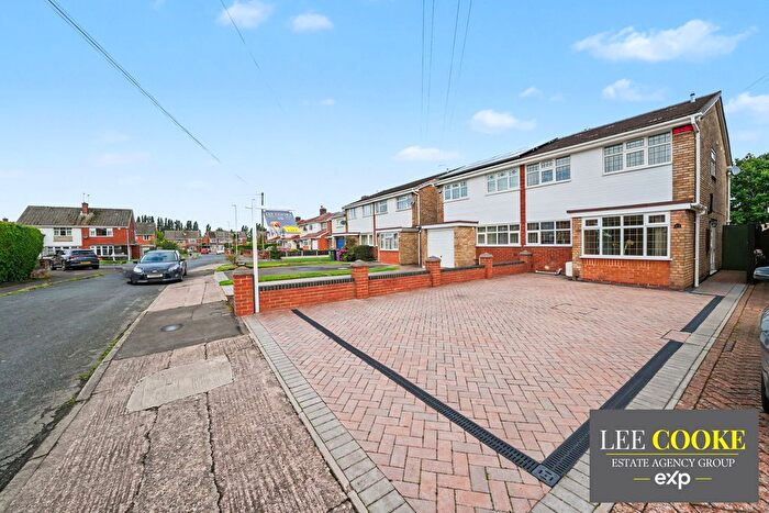 3 Bedroom Semi Detached House For Sale In Firsvale Road, Wednesfield, Wolverhampton, WV11