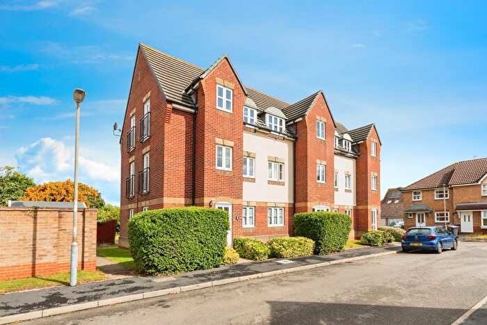 2 Bedroom Flat For Sale In Kristiansand Way, Letchworth Garden City, SG6
