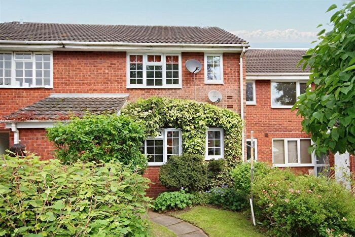 1 Bedroom Flat For Sale In Maybank Close, Lichfield, WS14