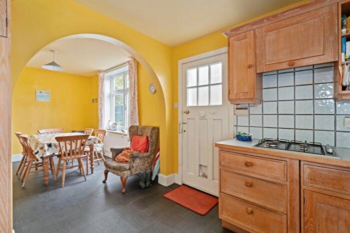 5 Bedroom Detached House For Sale In Highfield Road, West Moors, Ferndown, Dorset, BH22