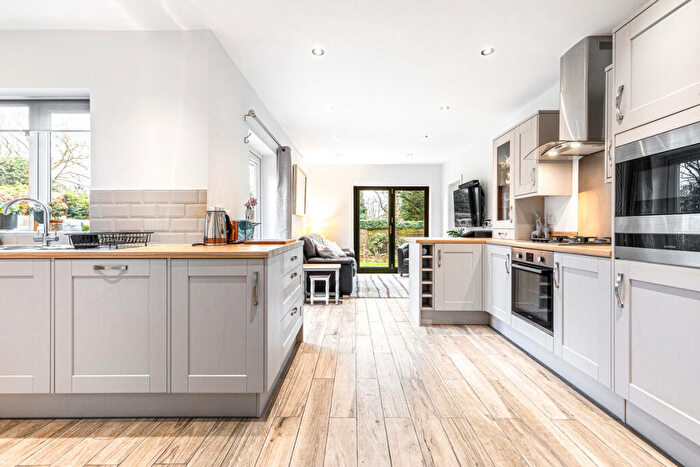 3 Bedroom Bungalow For Sale In Walton Close, Kirby Muxloe, LE9