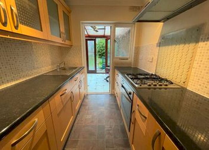3 Bedroom Terraced House To Rent In Montagu Road, Edmonton N9