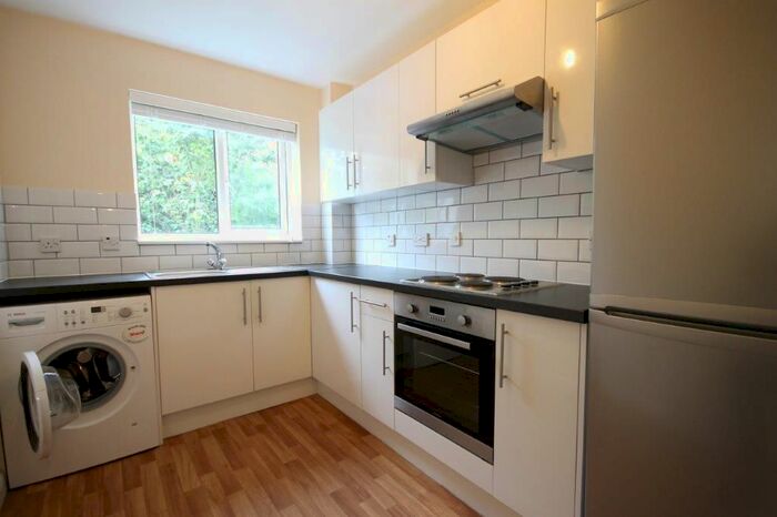 1 Bedroom Flat To Rent In Byron Way, Northolt UB5