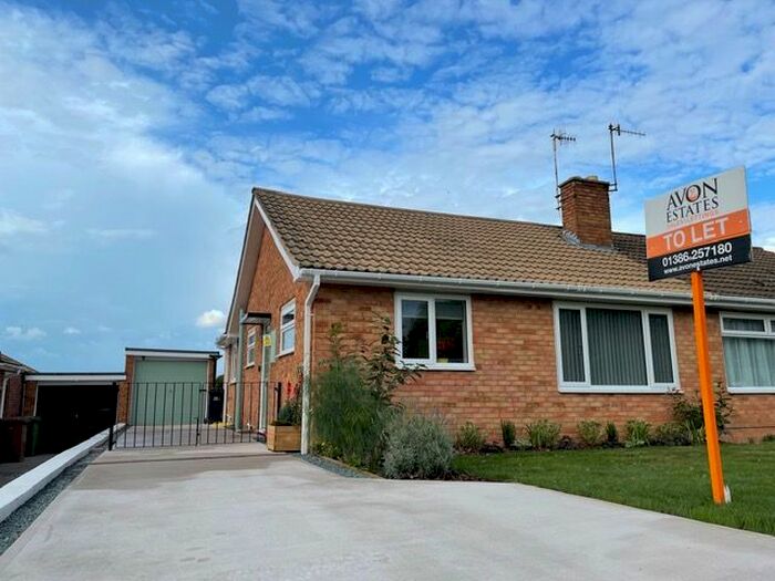 2 Bedroom Semi-Detached Bungalow To Rent In Banks Road, Badsey, WR11