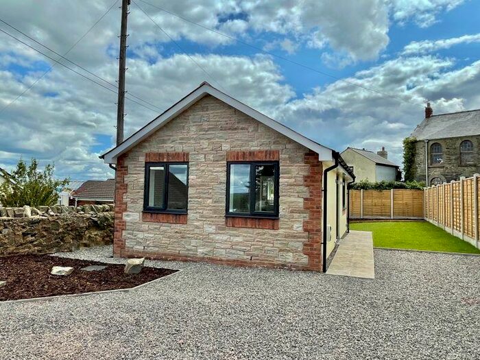 1 Bedroom Detached Bungalow For Sale In Lansdown Walk, Bream, Lydney, GL15