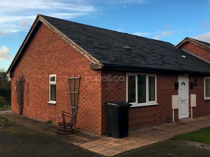 1 Bedroom Bungalow To Rent In Tynefield Mews, Blakeley Lane, Etwall, Derby, Derbyshire, DE65
