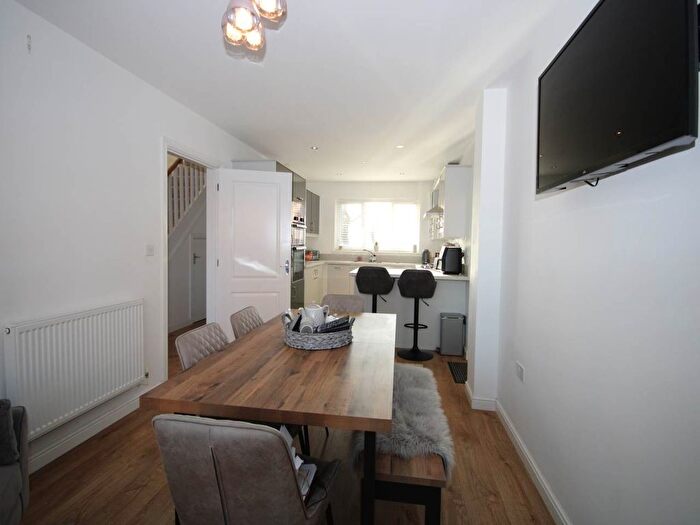 4 Bedroom Detached House For Sale In Rhodfa Sirhywi, Gellihaf, Blackwood, NP12