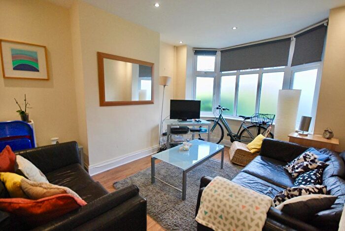 4 Bedroom Semi-Detached House To Rent In Lees Hall Crescent, Fallowfield, Manchester, M14
