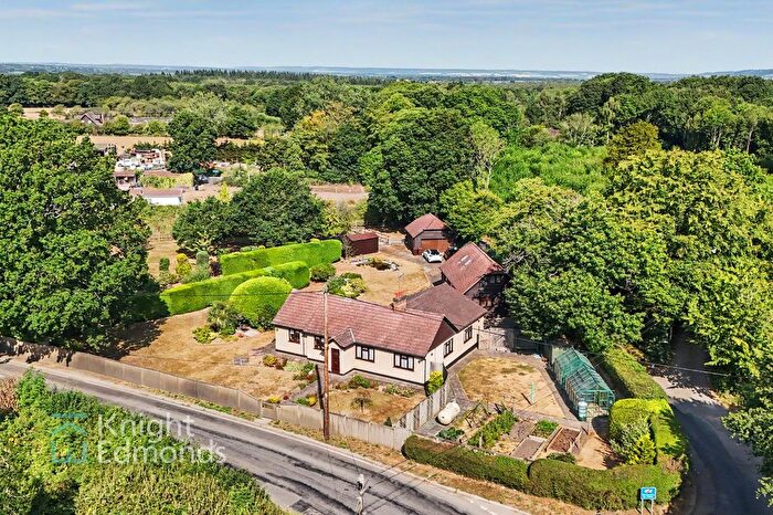 3 Bedroom Detached Bungalow For Sale In Chartway Street, Sutton Valence, ME17