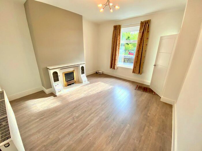 2 Bedroom House To Rent In George Street, Lindley, Huddersfield, HD3