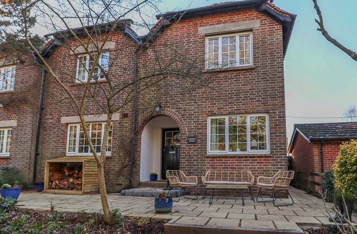 4 Bedroom Cottage For Sale In King's Somborne, Stockbridge, Hampshire, SO20