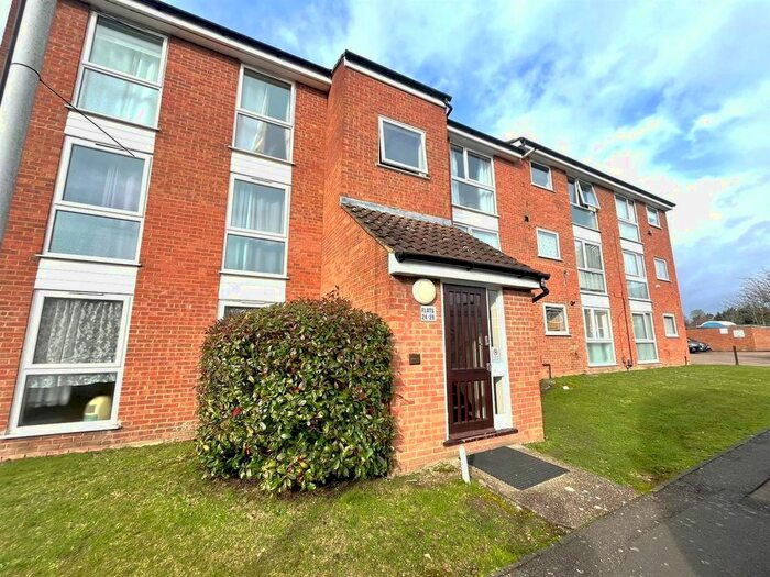 2 Bedroom Flat To Rent In Cranston Close, Ickenham, UB10