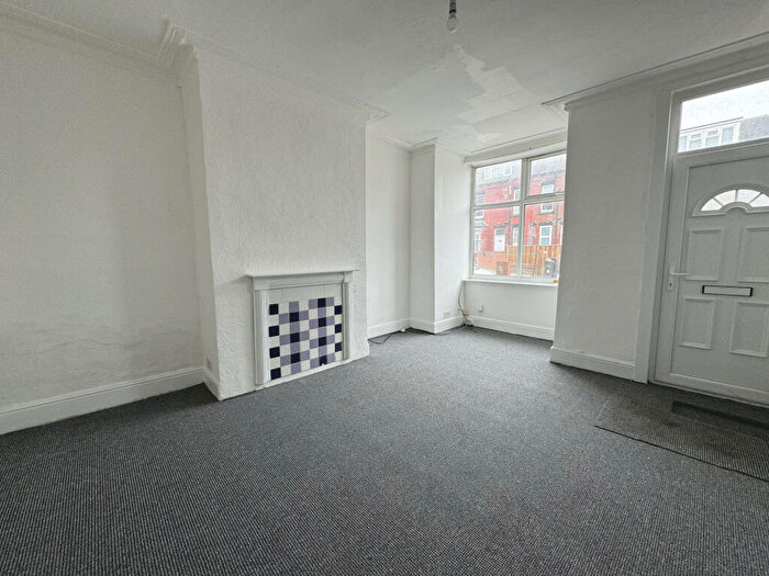2 Bedroom Terraced House To Rent In Conway Grove, Leeds, West Yorkshire, LS8