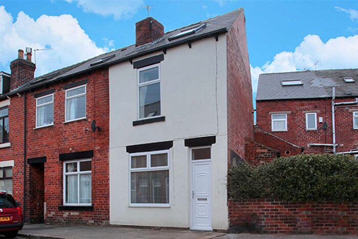 2 Bedroom Terraced House To Rent In Warwick Terrace, Crookes, S10
