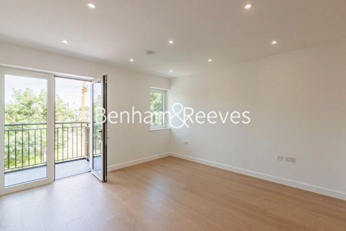 1 Bedroom Flat To Rent In Fulham Reach, Fulham Reach, W6