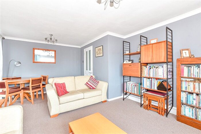 2 Bedroom Flat For Sale In Uphill Way, Hunston, Chichester, West Sussex, PO20
