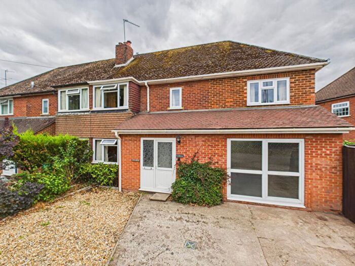 3 Bedroom Semi-Detached House For Sale In The Crescent, Padworth, RG7
