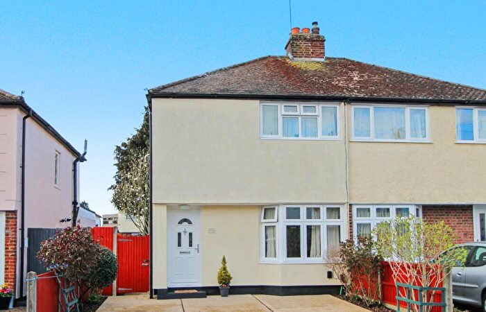 2 Bedroom Semi Detached House For Sale In Thrupps Avenue, Walton-On-Thames, Surrey, KT12