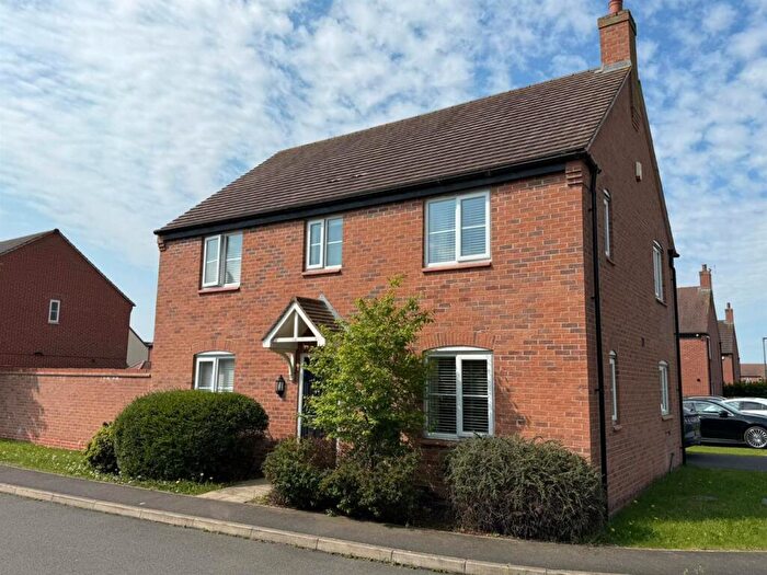 4 Bedroom Detached House For Sale In Kimbolton Way, Boulton Moor, Derby, DE24