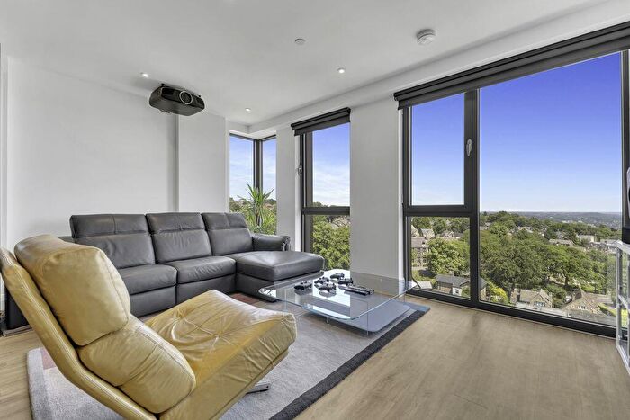2 Bedroom Apartment To Rent In Hallam Towers, Fulwood Road, S10