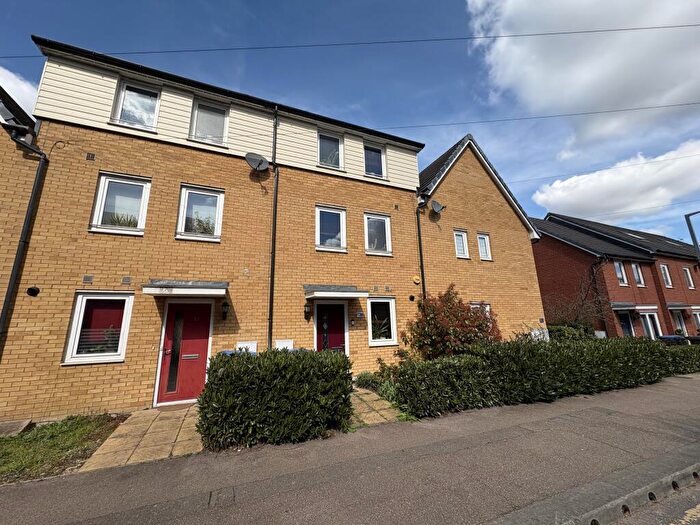 3 Bedroom House To Rent In Bowhill Way, Harlow, CM20