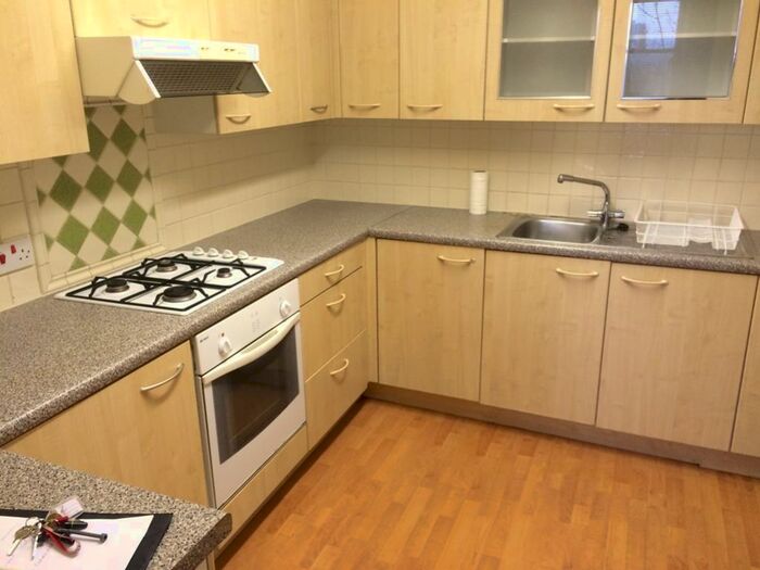 2 Bedroom Flat To Rent In Eslington Road, Jesmond, NE2